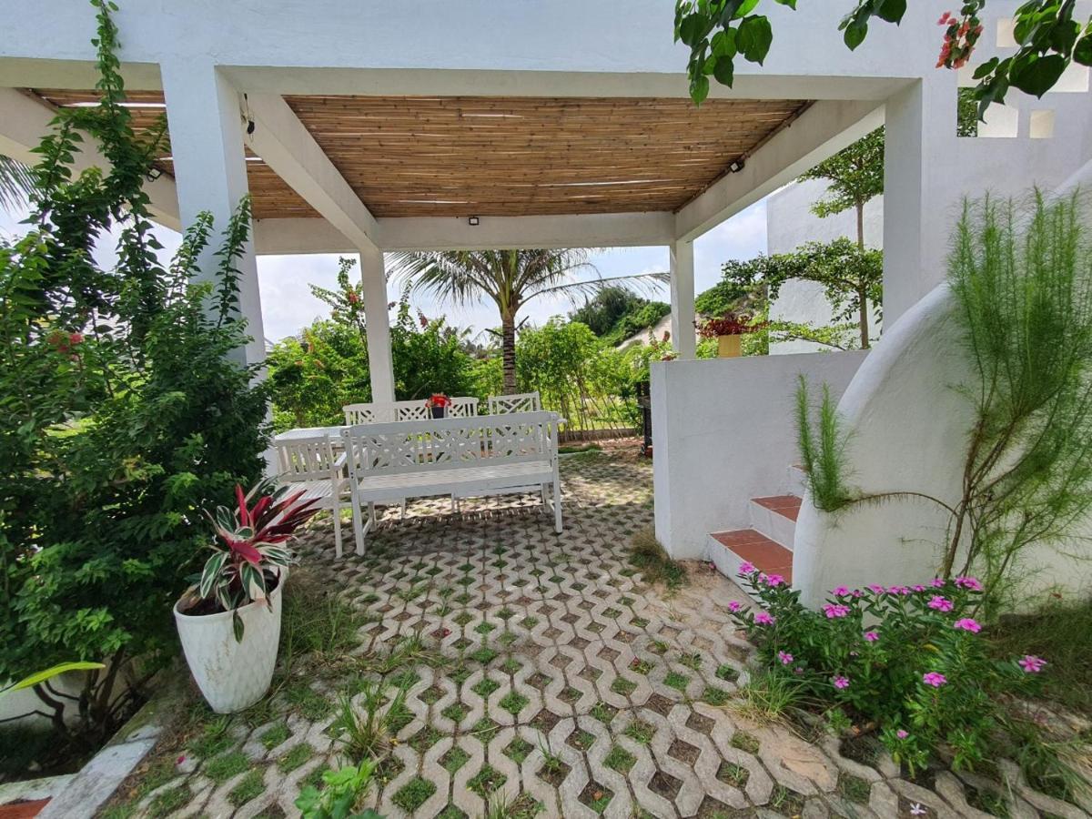 Ho Lan Retreat, Villa Mat Bien Danh Cho 8 Nguoi. Pho Tri Екстер'єр фото